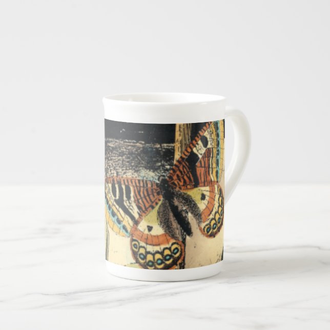 Tasse En Porcelaine Dark Nature Scene par Vision Studio (Devant droit)
