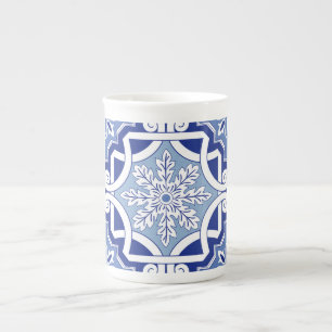 Tasse En Porcelaine Défilement feuille d'hiver