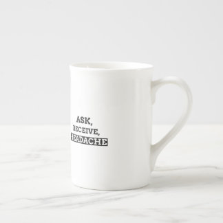 Tasse En Porcelaine Demander, Recevoir, Mal de tête