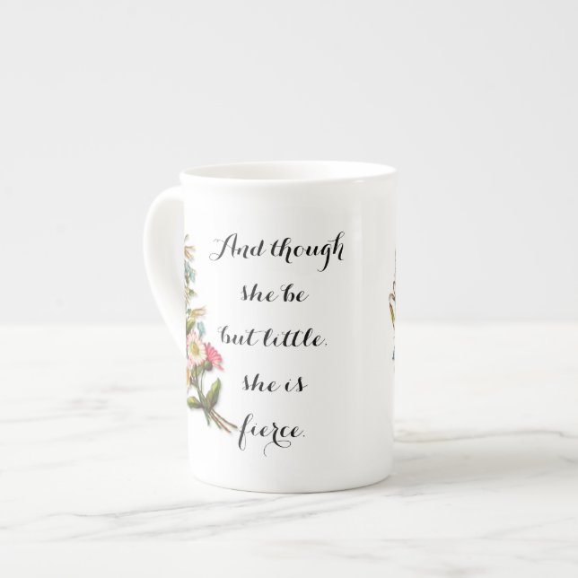 Tasse En Porcelaine Elle est citation impertinente féroce de (Devant gauche)