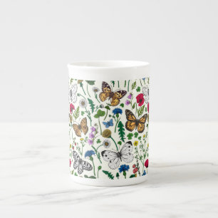 Tasse En Porcelaine Fleurs sauvages et papillons sur blanc