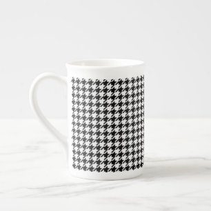 Tasse En Porcelaine Houndstooth noir et blanc par Shirley Taylor