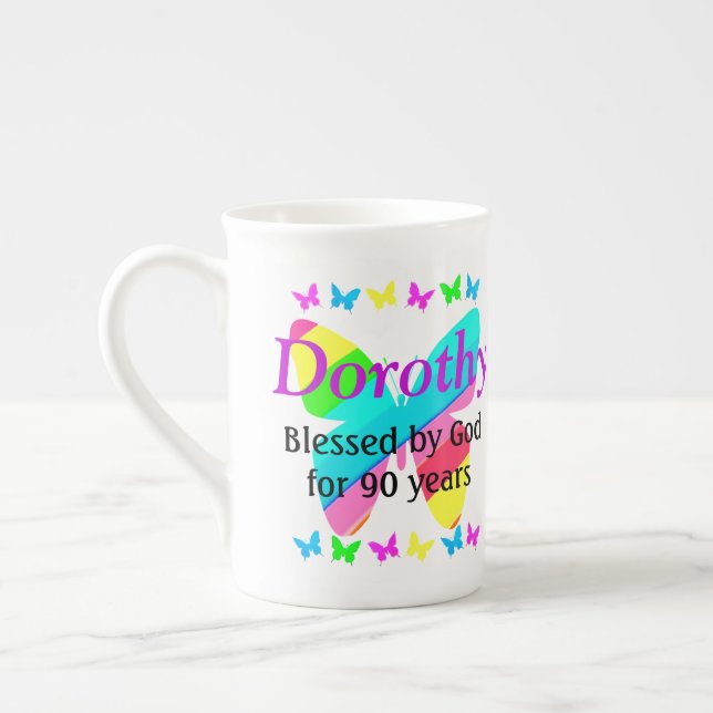 TASSE EN PORCELAINE JOLIMENT PERSONNALISÉ CHRÉTIEN 90E ANNIVERSAIRE MU (Gauche)