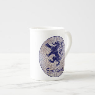 Tasse En Porcelaine Noeud effréné écossais de Celtic de bleu marine