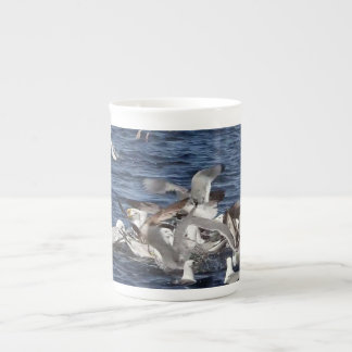 Tasse En Porcelaine Nourriture des mouettes