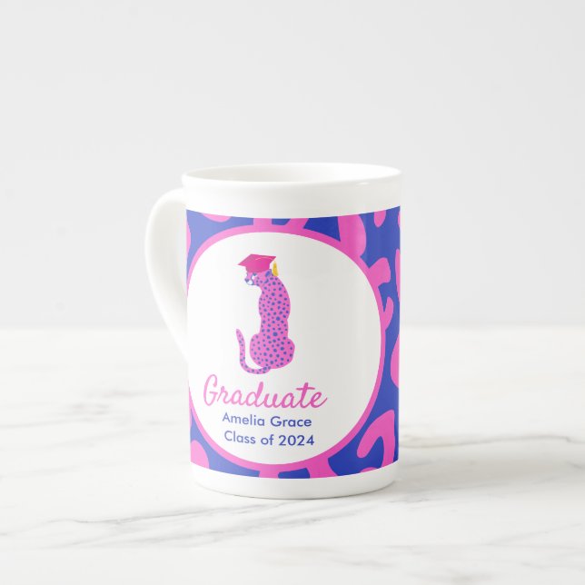 Tasse En Porcelaine Pink & Blue Leopard Édition de graduation (Devant gauche)