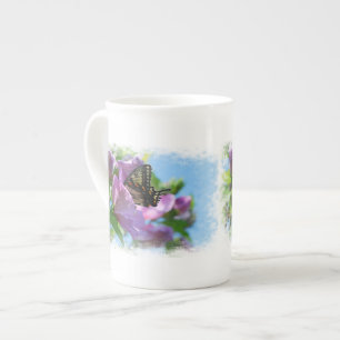 Tasse En Porcelaine Rose de Sharon avec le papillon