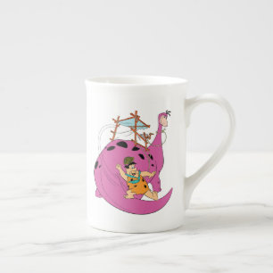 Tasse En Porcelaine The Flintstones   Fred Sliding Down Tail