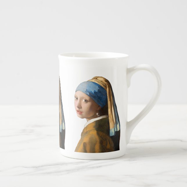 Tasse En Porcelaine Une fille avec un portrait à perle (Droite)
