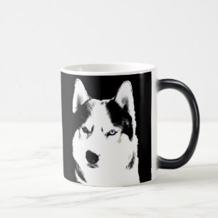 Tasse enrouée de chien de traîneau sibérien de