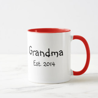 Tasse Est de grand-maman. 2014
