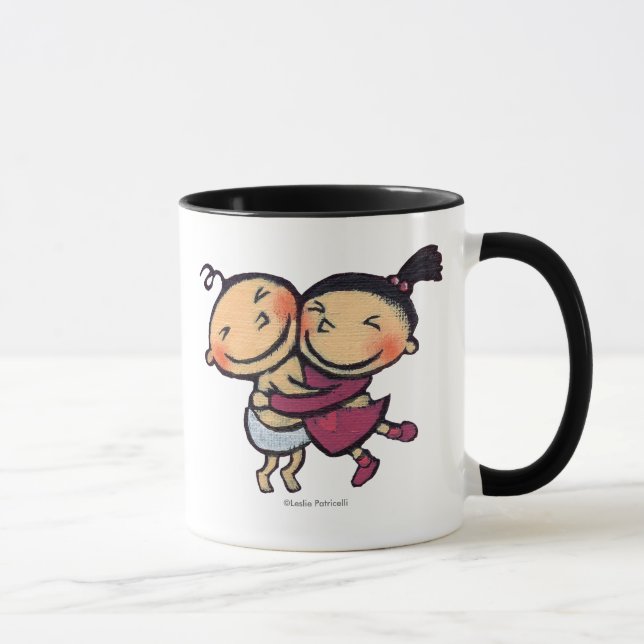 Tasse Étreindre illustré mignon d'enfants en bas âge (Droite)