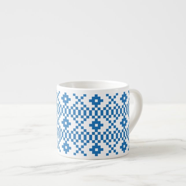 Tasse Expresso Art populaire ethnique letton bleu et blanc (Devant droit)