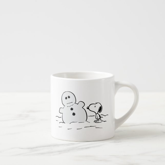 Tasse Expresso cacahuètes | Snoopy Construit Un Snowman (Droite)