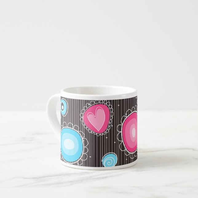 Tasse Expresso Coeurs et fleurs rose et bleu Whimsical (Devant gauche)
