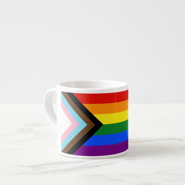 Tasse Expresso Drapeau de fierté Progress Pride de SlipperyJoe si (Devant gauche)