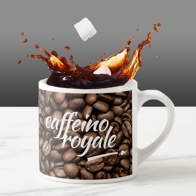 Tasse Expresso Drôle Witty Pun Caffeino Royale (Funny Caffeino Royale Coffee Beans Cappuccino Cup Cover Photo)