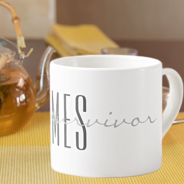 Tasse Expresso Gris, Monogramme, Script Je suis un survivant 6oz (Créateur téléchargé)