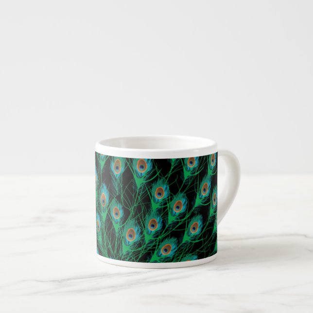 Tasse Expresso Illustration avec des plumes de paon sur le noir (Devant droit)
