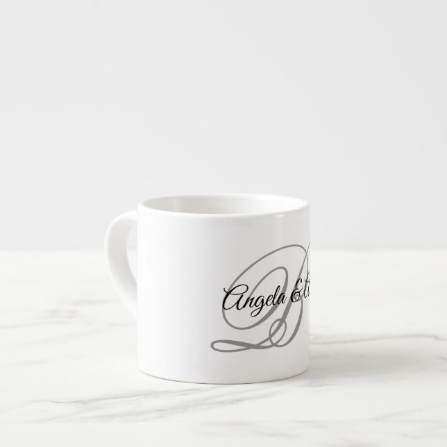 Tasse Expresso Monogramme de script de calligraphie gris (Devant gauche)