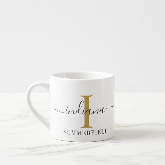 Tasse Expresso Monogramme moderne Nom du script Gold Initial (Gauche)