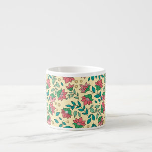 Tasse Expresso Motif de fleurs et de feuilles pressées dessinées 