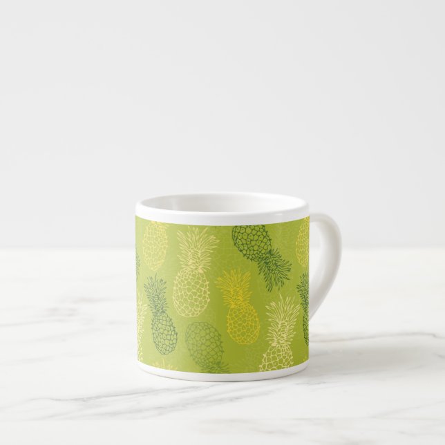 Tasse Expresso Motif d'ensemble d'ananas sur le vert (Devant droit)