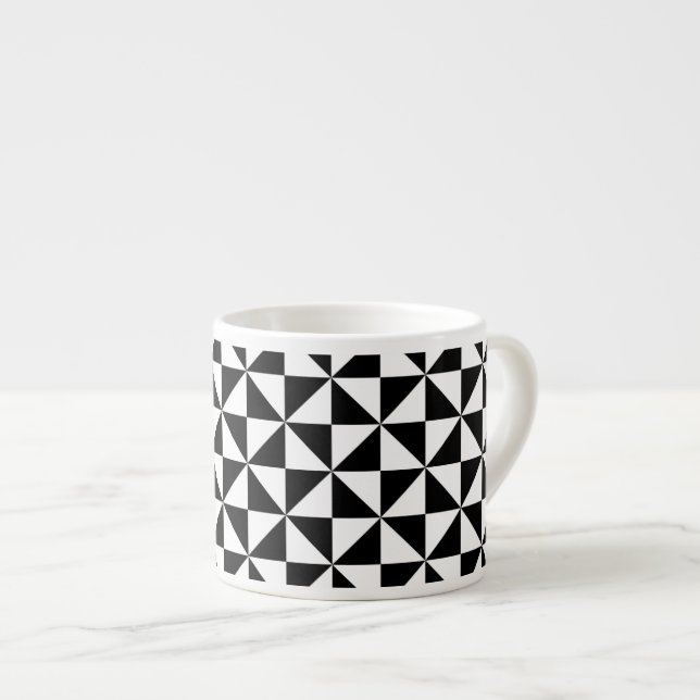 Tasse Expresso Motif triangulaire noir et blanc (Devant droit)