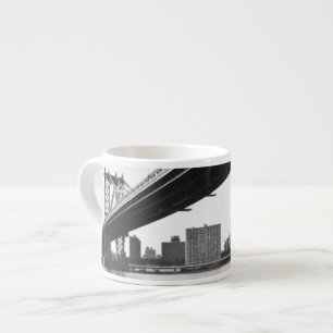 Tasse Expresso Pont de Manhattan et horizon, New York, USA