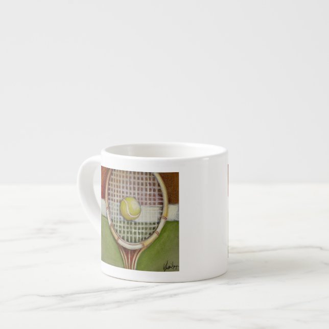Tasse Expresso Raquette de tennis avec balle posée sur le court (Devant gauche)