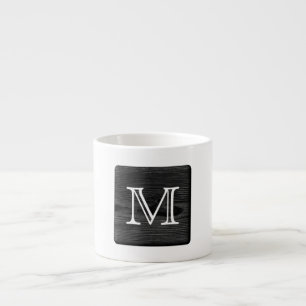 Tasse Expresso Votre Monogramme Lettre. Photo de bois noir.