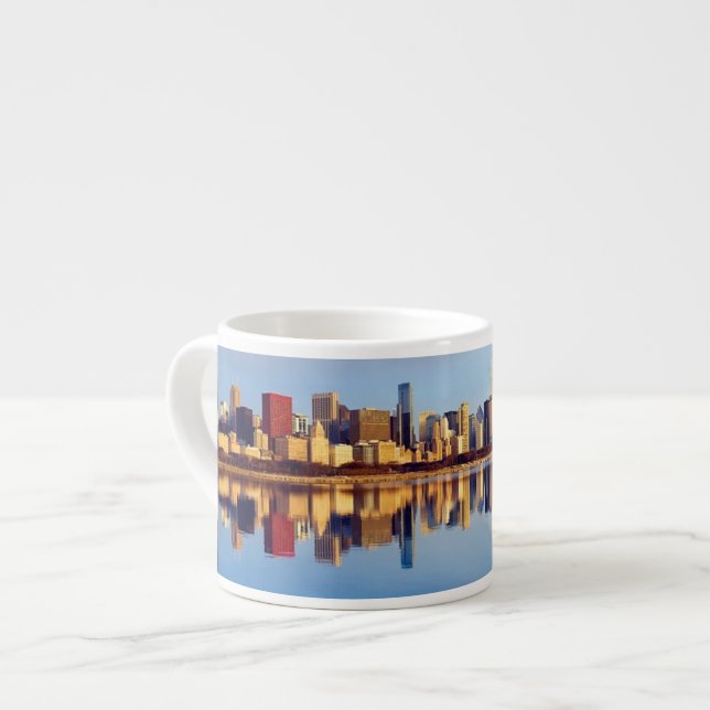 Tasse Expresso Vue d'horizon de Chicago avec la réflexion (Devant gauche)