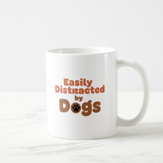 Tasse facilement distrait par les chiens (Droite)