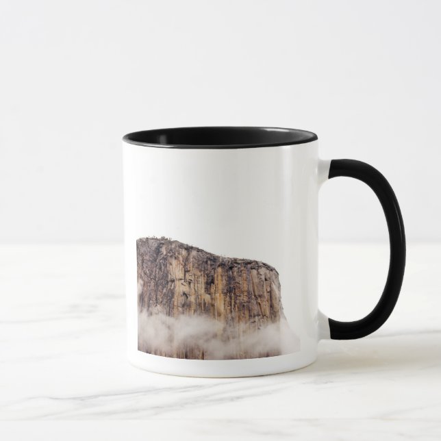 Tasse Falaise pure se levant au-dessus des nuages (Droite)
