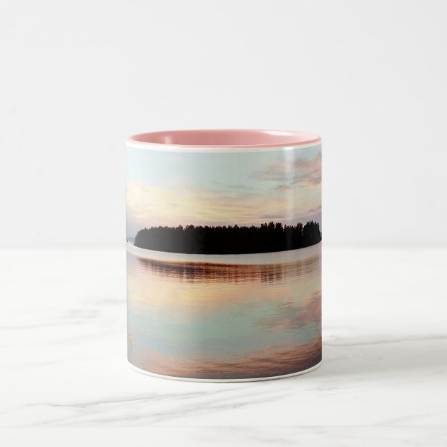 Tasse finlandaise de coucher du soleil d'île (Centre)