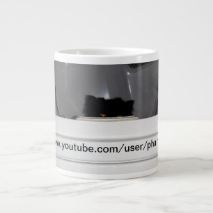 Tasse Géante Andy que le chat persan aime dormir dans le