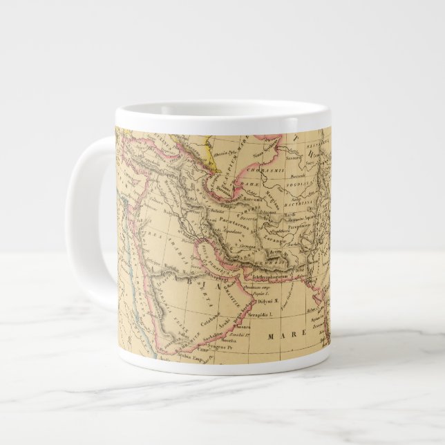 Tasse Géante Asie antique (Devant gauche)