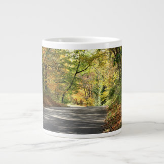 Tasse Géante Automne en Nouvelle Angleterre