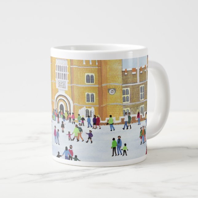 Tasse Géante Avant 1991 de Hampton Court (Devant droit)