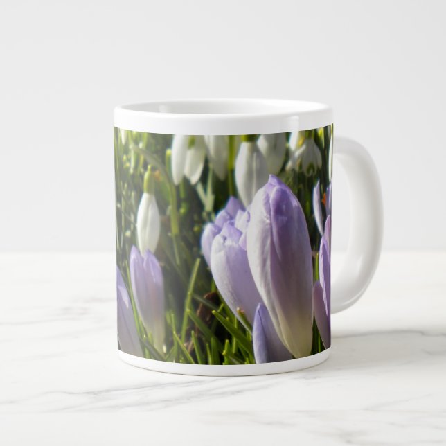 Tasse Géante Boug de spécialités de Crocus de printemps (Devant droit)
