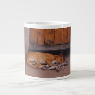 Tasse Géante Chien au repos