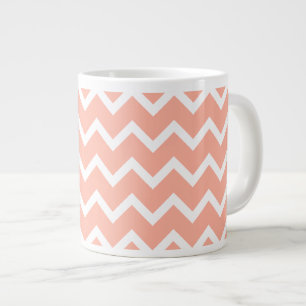 Tasse Géante Corail et White Zig Zag Motif.