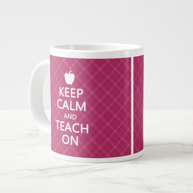 Tasse Géante Gardez le calme et Enseignez, Plaid rose (Devant gauche)