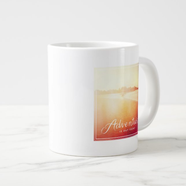Tasse Géante L'Aventure est là (Devant droit)