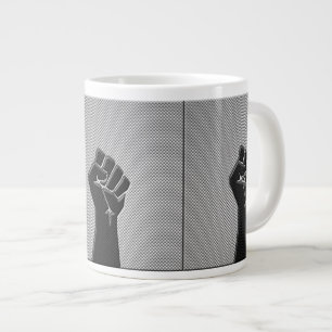 Tasse Géante Poing de solidarité en fibre de carbone