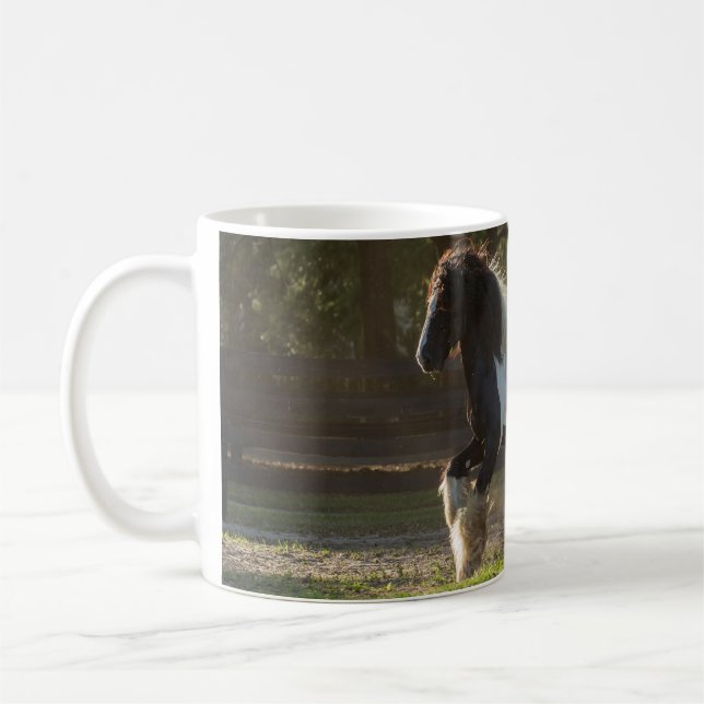 Tasse gitane d'étalon de Vanner d'or gitan (Gauche)