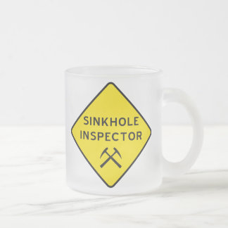 Tasse Givré Boue de l'inspecteur Sinkhole