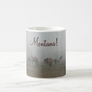 Tasse givrée de brouillard de matin