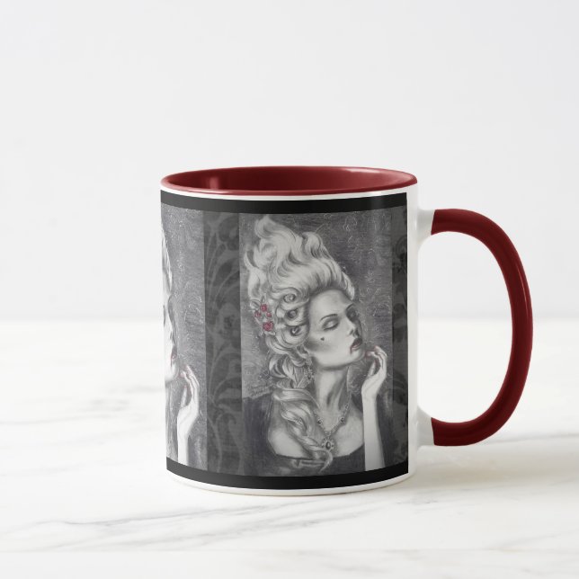 Tasse gothique de tasse rococo de tasse de Marie (Droite)