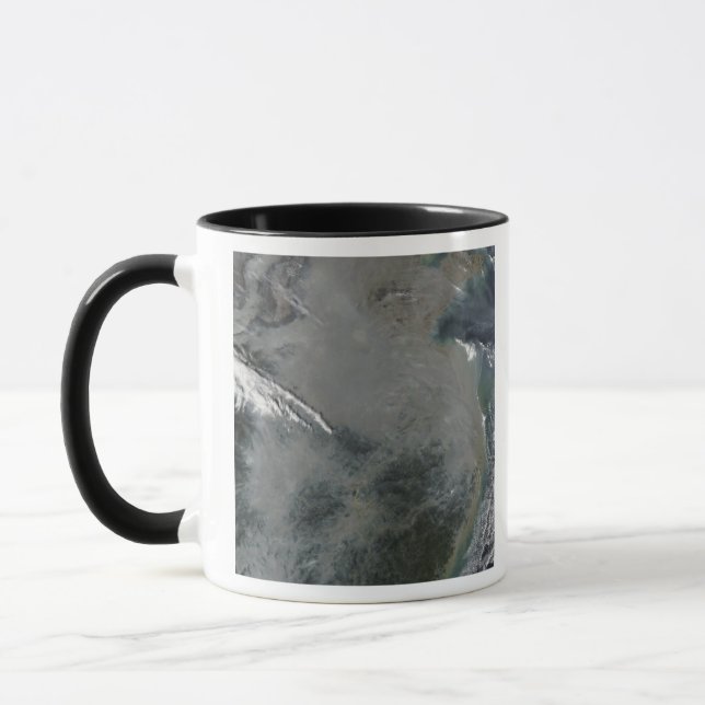 Tasse Haze au-dessus de la Chine orientale (Gauche)